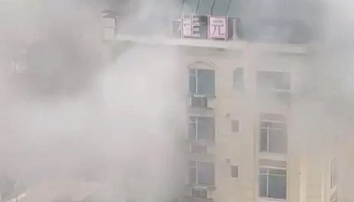 কাবুলের হোটেলে হামলা, নিহত ৩