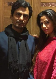 নওয়াজের স্ত্রীর নামে এফআইআর দায়ের