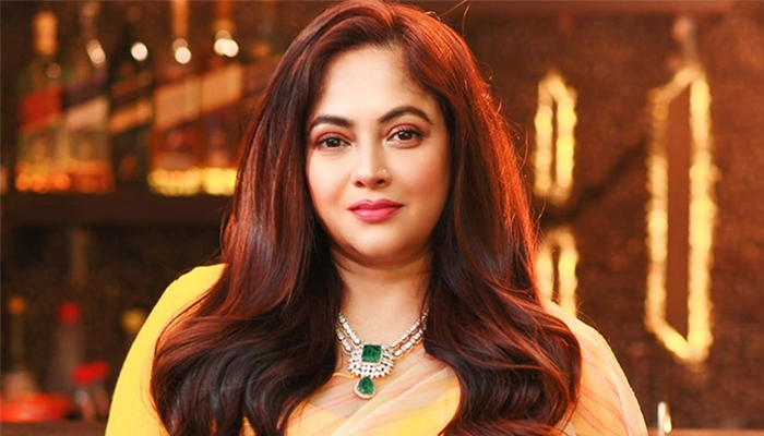ঢাকায় ভালোবাসা পেয়ে আপ্লুত শ্রীলেখা
