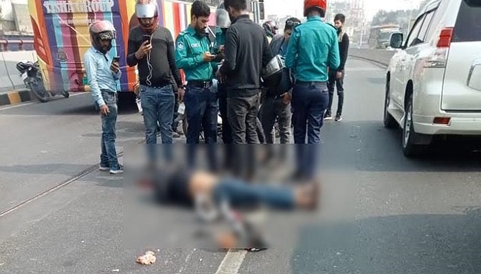 যাত্রাবাড়ীতে সড়ক দুর্ঘটনায় নারী নিহত