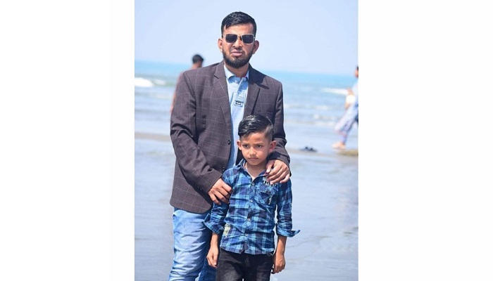 ঈদের কেনাকাটা করে বাড়ি ফেরা হলো না পিতা-পুত্রের