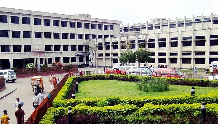 সরকারি হাসপাতালে রোগীদের দুর্ভোগ