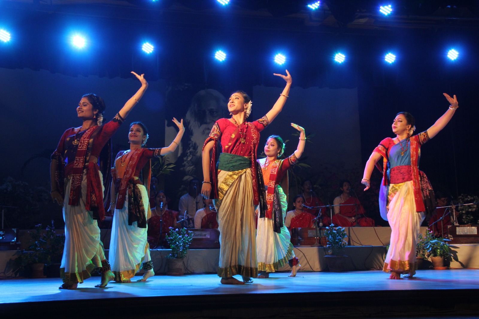 রবির কিরণে উজ্জ্বল সংস্কৃতি ভুবন