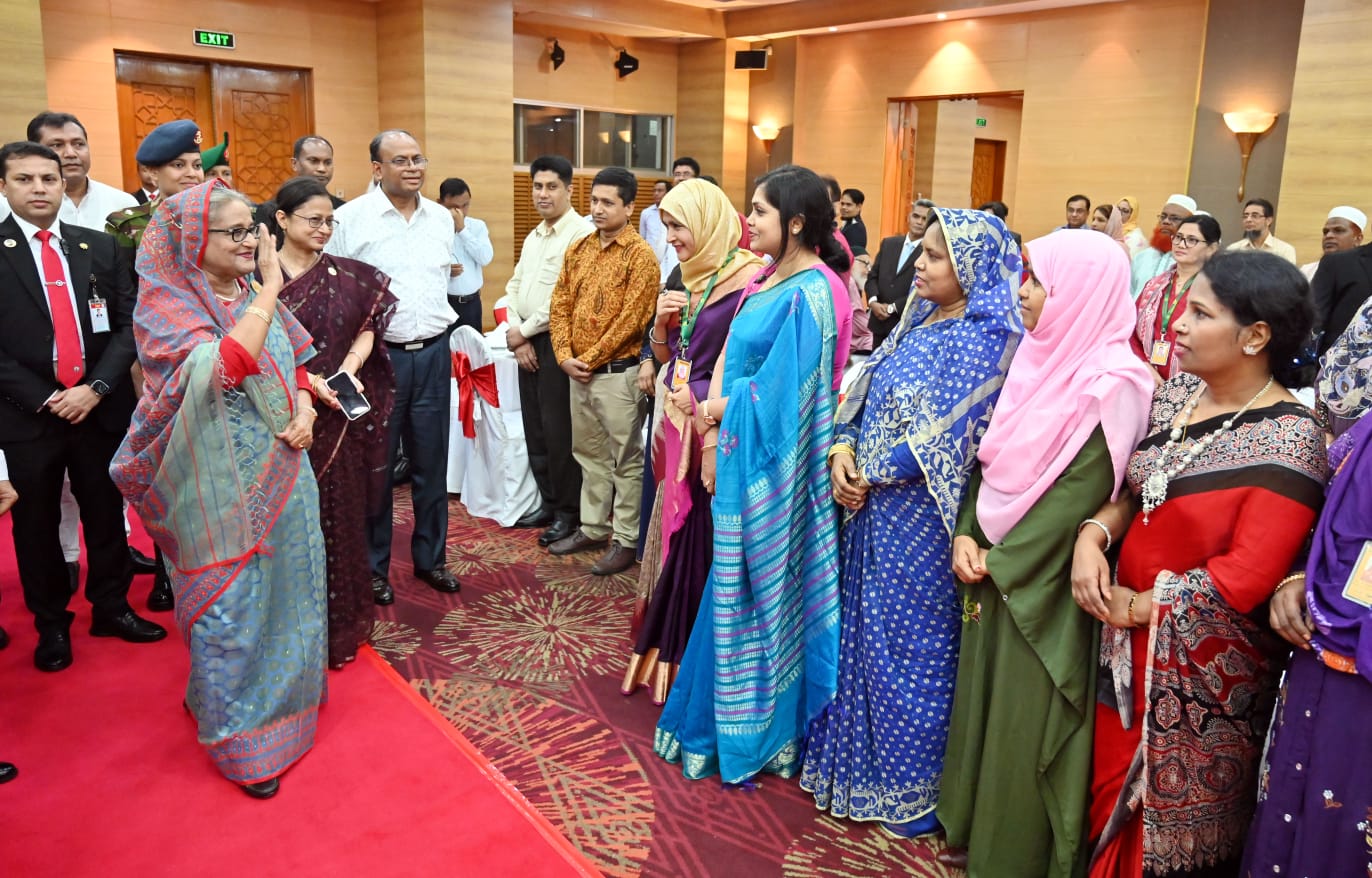 বাজেট পরবর্তী নৈশভোজে প্রধানমন্ত্রী