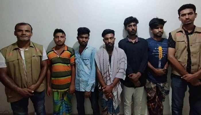 সিংগাইরে ইয়াবাসহ গ্রেপ্তার পাঁচ