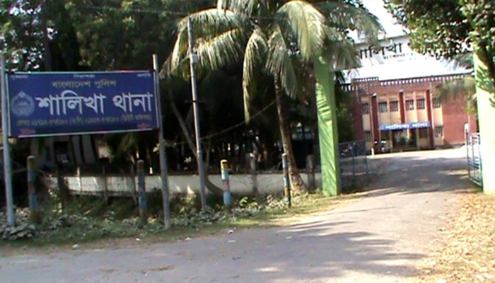 শালিখায় গৃহবধূ ধর্ষণ: থানায় মামলা, গ্রেপ্তার ২