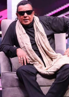 চার সন্তান থাকলেও ‘বাবা’ ডাক থেকে বঞ্চিত মিঠুন!