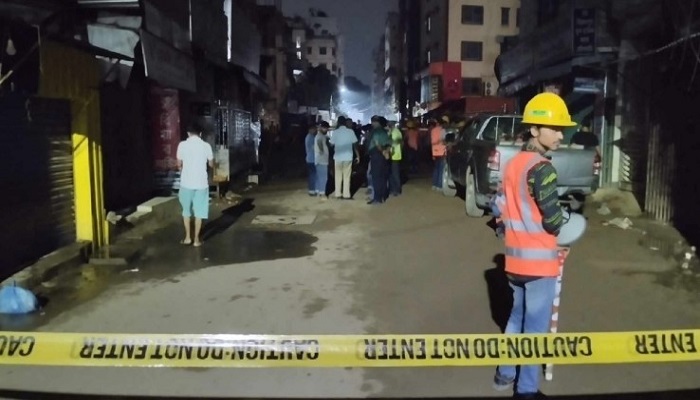 মগবাজার ওয়ারলেস রেলগেটে গ্যাস লাইনে লিকেজ
