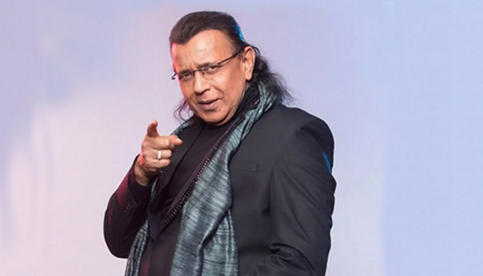 চার সন্তান থাকলেও ‘বাবা’ ডাক থেকে বঞ্চিত মিঠুন!