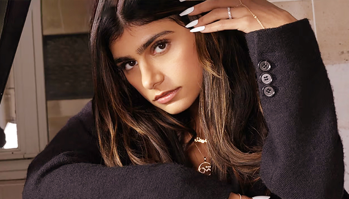 মিয়া খলিফার যে পরামর্শের ভিডিও ভাইরাল