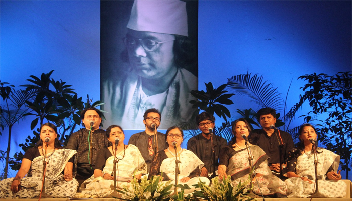 অসাম্প্রদায়িকতা রুখতে চাই নজরুল চর্চা