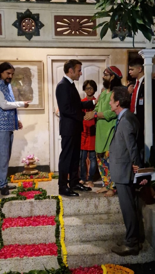 রাহুল আনন্দের বাসায় ম্যাক্রোঁর ১ ঘণ্টা ৪০ মিনিট (ভিডিও)