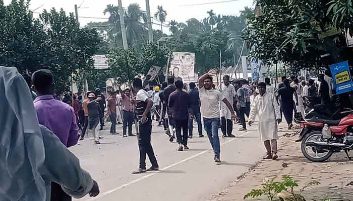 নির্বাচনী ওরিয়েন্টেশন ঘিরে আ.লীগের সংঘর্ষ, আহত অর্ধশতাধিক