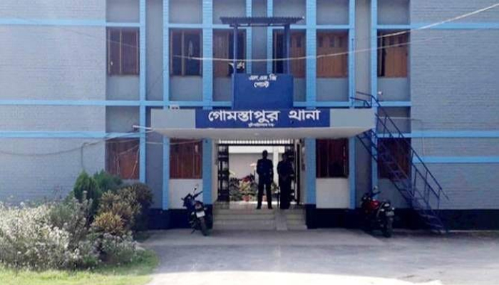 গোমস্তাপুরে গলায় ফাঁস দিয়ে এক সুইপারের আত্মহত্যা