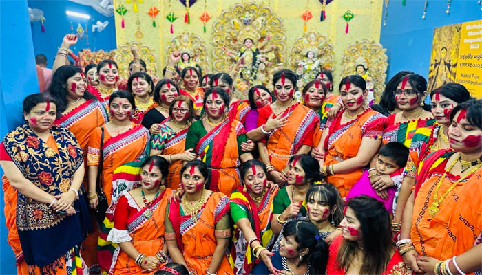 মাদ্রিদে শারদীয় দুর্গোৎসবে প্রবাসীদের মিলনমেলা