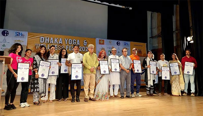 ঢাকা ইয়োগা অ্যান্ড ওয়েলনেস ফেস্ট অনুষ্ঠিত
