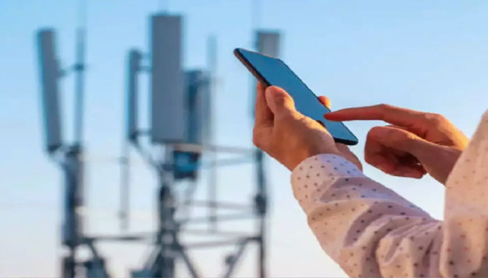 আজ থেকে ইন্টারনেটের খরচ বাড়ল