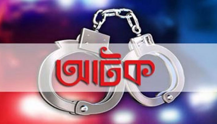 রামপুরায় বাসে অগ্নিসংযোগ, বিএনপি নেতা আটক