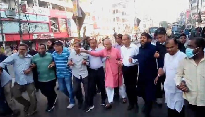 রিজভীর নেতৃত্বে রামপুরায় পিকেটিং