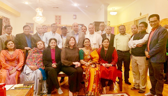 সংখ্যালঘু নিরাপত্তা ঝুঁকি কংগ্রেসওম্যানকে জানাল ঐক্য পরিষদ