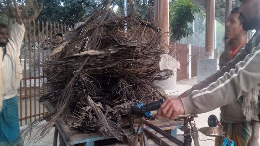 আখাউড়ায় চুরি হয়ে যাওয়া রেলের মালামাল জব্দ 