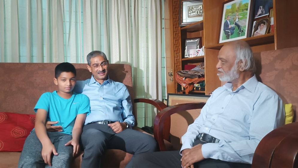 কারামুক্ত প্রিন্স-এ্যানীর বাসায় গেলেন মঈন খান