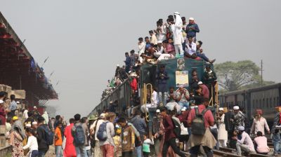 আখেরি মোনাজাতের মধ্যদিয়ে শেষ হয়েছে বিশ্ব ইজতেমার দ্বিতীয় পর্ব