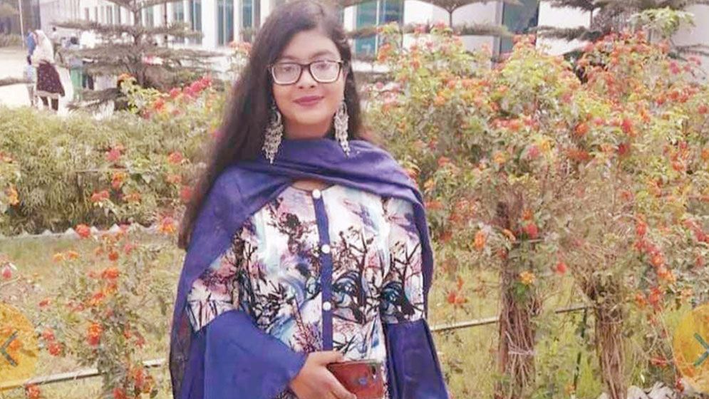 মেডিকেলে প্রথম হওয়ার পর যা বললেন সর্বা