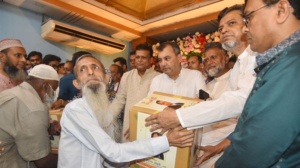 এবারের ঈদ আনন্দময় করতে কাজ করছে সরকার 