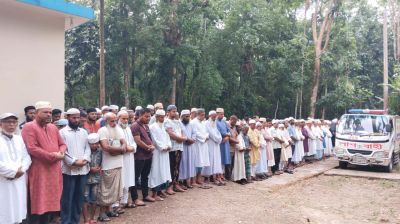 ঝালকাঠির দুর্ঘটনায় নিহত একই পরিবারের ৫ জনের দাফন সম্পন্ন