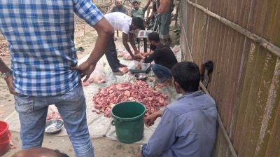 সারা ফেলেছে ‘গরিবের গোস্ত সমিতি’