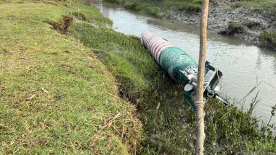 পটুয়াখালীতে খালে ভাসছে ‘টর্পেডো’, আতঙ্কে স্থানীয়রা