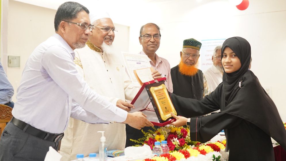 আত্মসমালোচনা ছাড়া প্রকৃত মানুষ হওয়া সম্ভব না: ধর্মমন্ত্রী