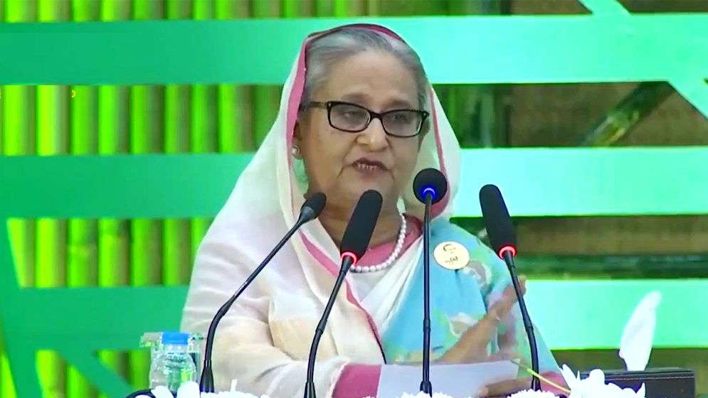 আ.লীগ গাছ লাগায়, বিএনপি-জামায়াত ধ্বংস করে