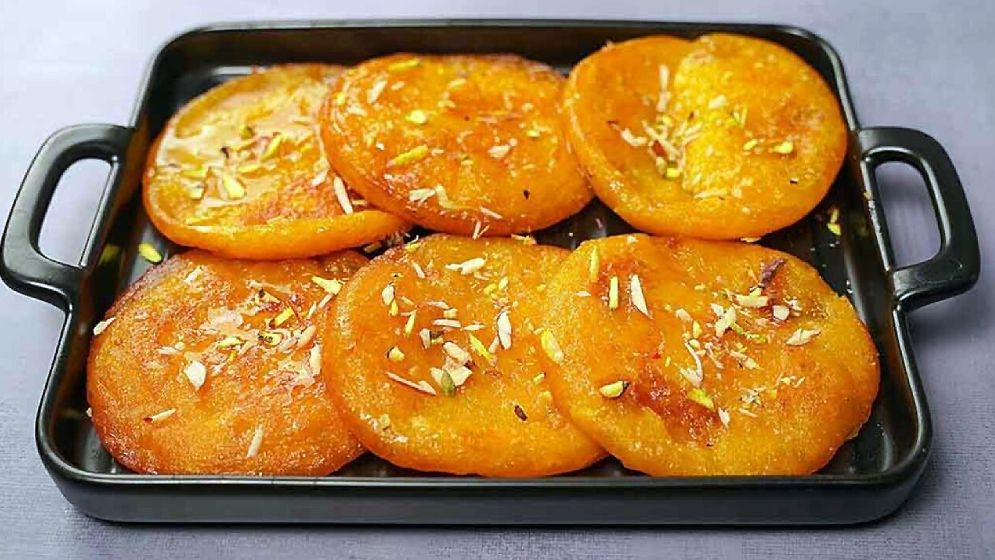 যেভাবে বানাবেন পাকা আমের মালপোয়া