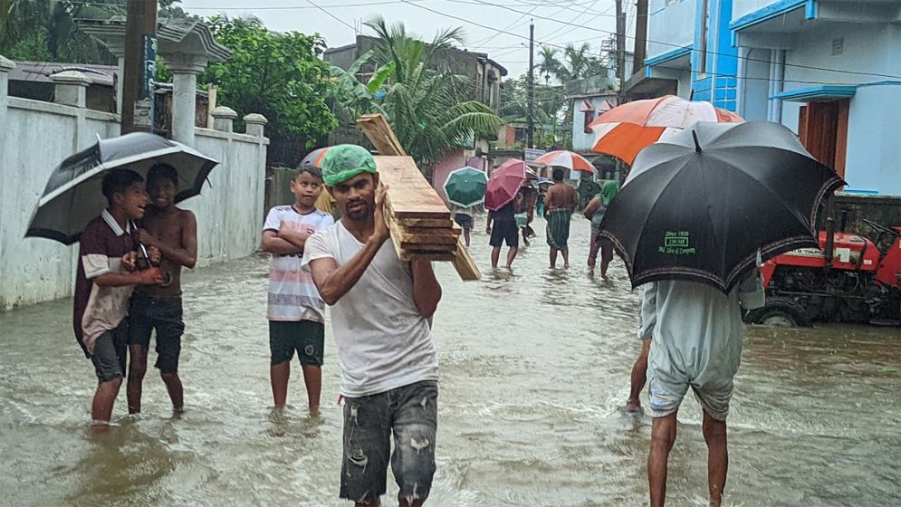 সুনামগঞ্জে লাখো মানুষ পানিবন্দি, খোলা হয়েছে ৫১৬ আশ্রয়কেন্দ্র