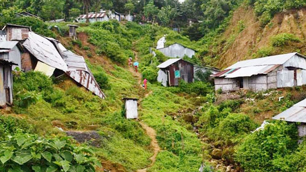 চট্টগ্রামসহ সিলেটে পাহাড় ধসের শঙ্কা