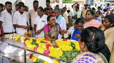 তামিলনাড়ুতে বিষাক্ত মদপানে মৃতের সংখ্যা বেড়ে ৫৬