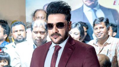 সবার কাছে সহযোগিতা চাইলেন অনন্ত জলিল