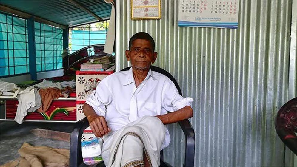 শিক্ষকের ভালোবাসা: এক নীরব বিপ্লব