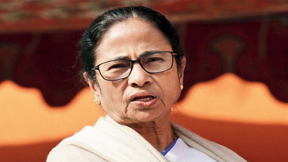 মোদির বৈঠক ছেড়ে বেরিয়ে গেলেন ক্ষুব্ধ মমতা