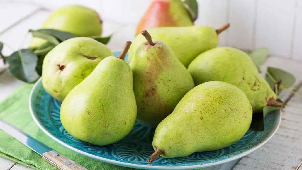  ৫ রোগ নিয়ন্ত্রণে প্রতিদিন যে ফল খাবেন