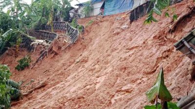 কক্সবাজারে পাহাড়ধসে শিশু নিহত