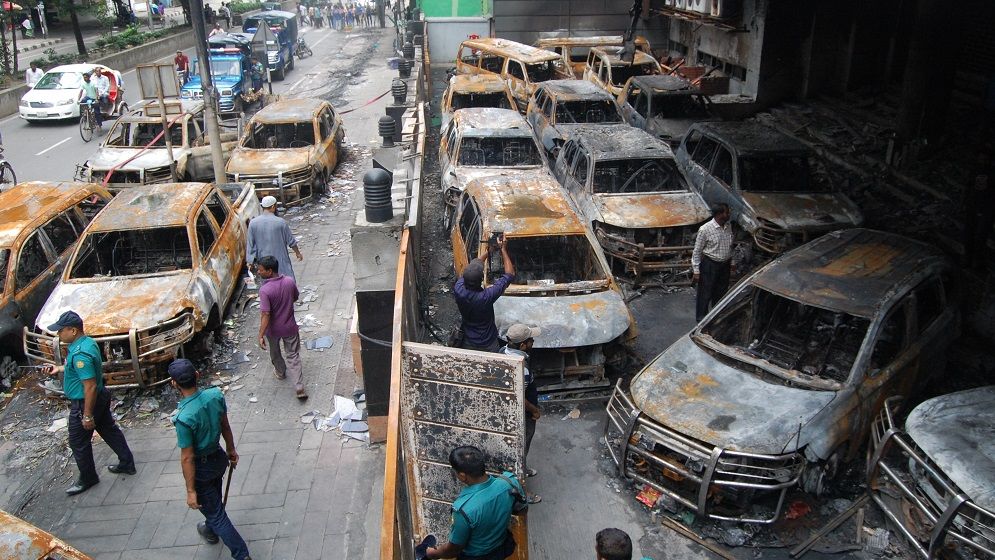 কোটা আন্দোলনে ঢাকায় পুড়িয়ে দেওয়া হয়েছে যেসব স্থাপনা