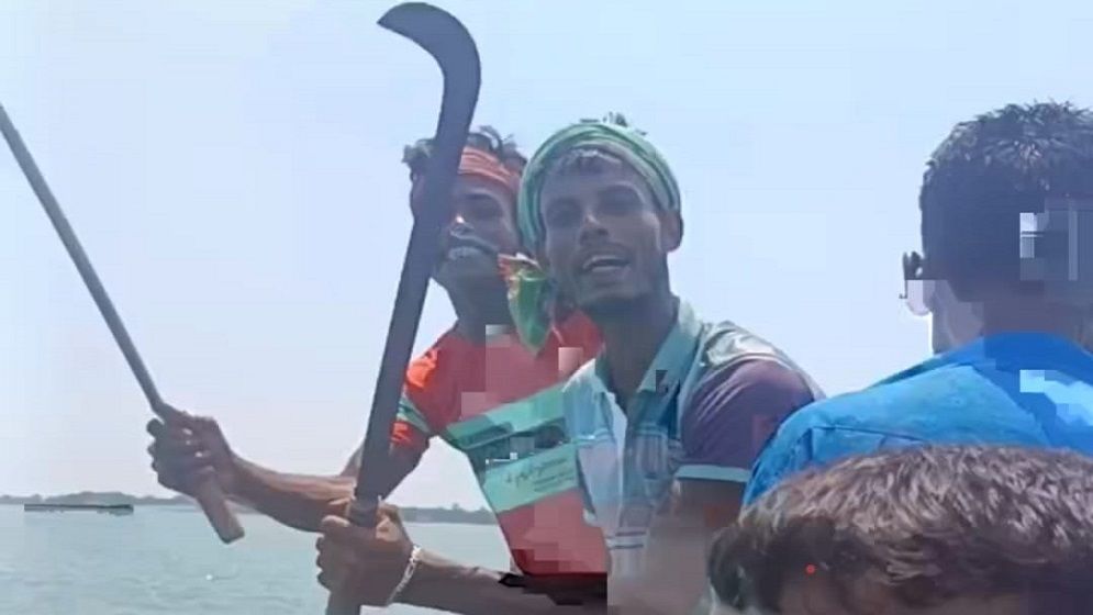 জলমহাল দখল নিয়ে বিএনপির দুই গ্রুপের ধাওয়া পাল্টা-ধাওয়া, উত্তপ্ত এলাকা