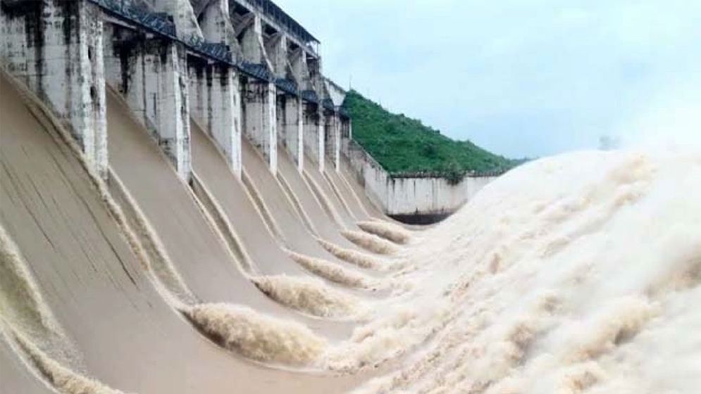ফারাক্কার গেট খোলায় বন্যা ঝুঁকিতে যেসব জেলা