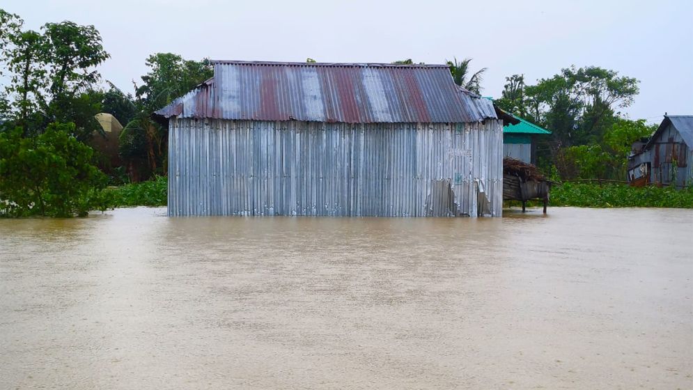 জুড়ীতে বন্যায় ৩২ হাজার মানুষ পানিবন্দি