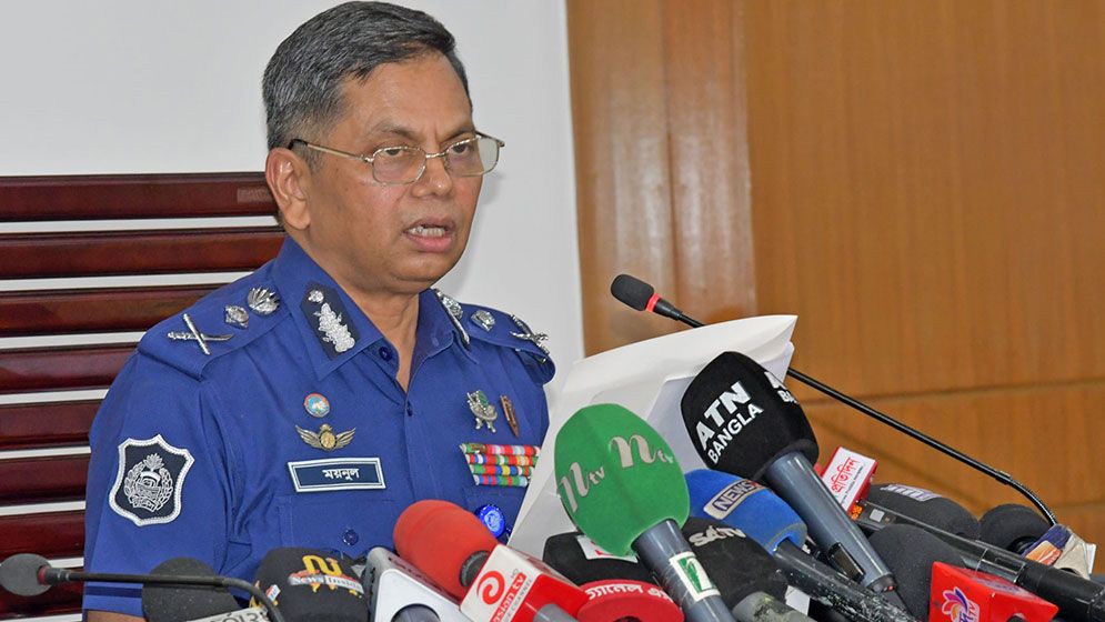 পুলিশের সমিতি-অ্যাসোসিয়েশন স্থগিত করাসহ আইজিপির ১২ নির্দেশনা