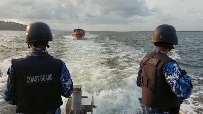 টেকনাফ সীমান্তে রোহিঙ্গা অনুপ্রবেশ ঠেকাতে কোস্ট গার্ডের টহল জোরদার 