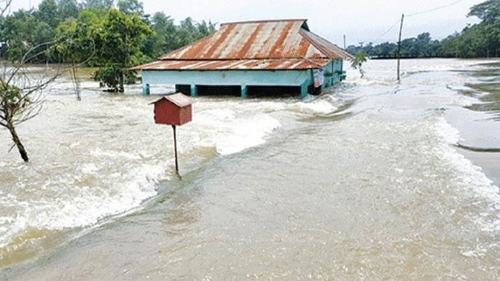 দেশের ৪ জেলায় বন্যার শঙ্কা
